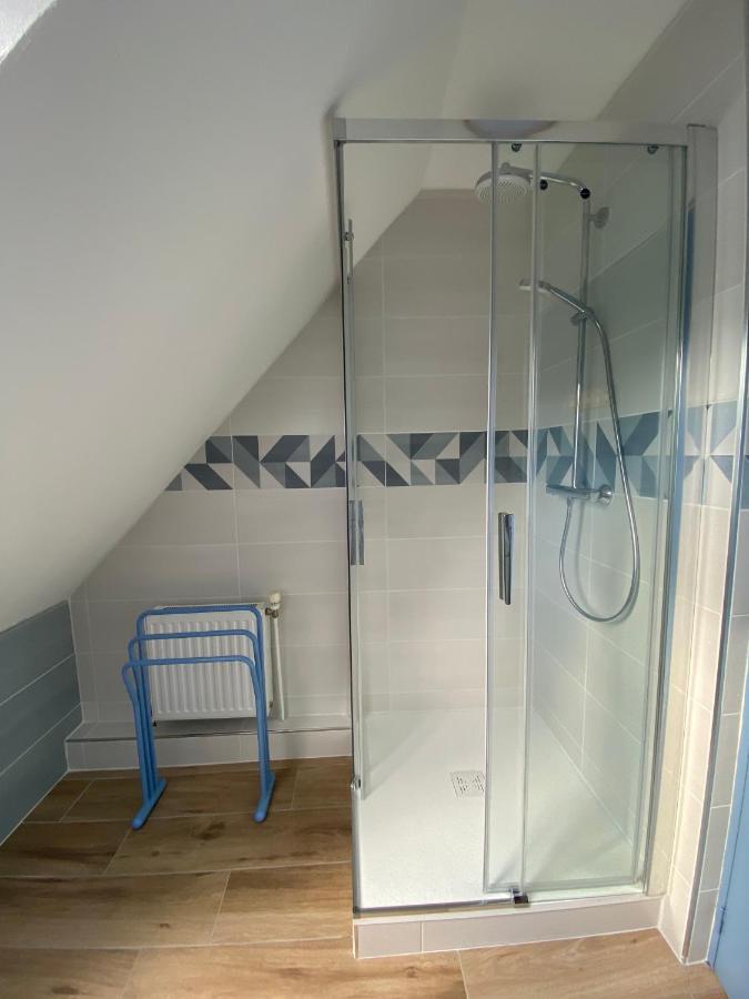 La Pichonniere Bed & Breakfast Isigny-le-Buat Eksteriør bilde