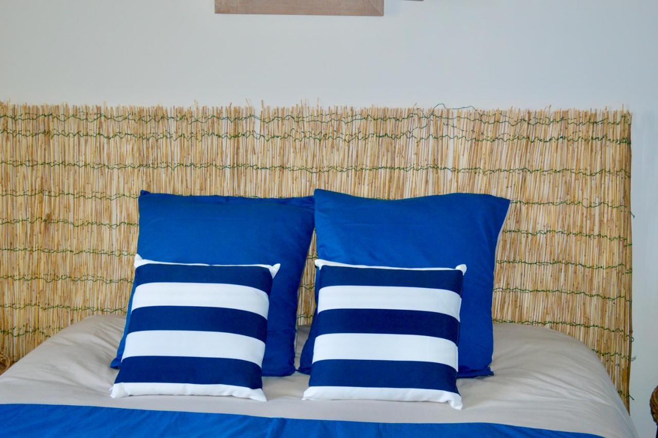 La Pichonniere Bed & Breakfast Isigny-le-Buat Eksteriør bilde