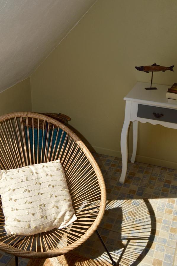 La Pichonniere Bed & Breakfast Isigny-le-Buat Eksteriør bilde