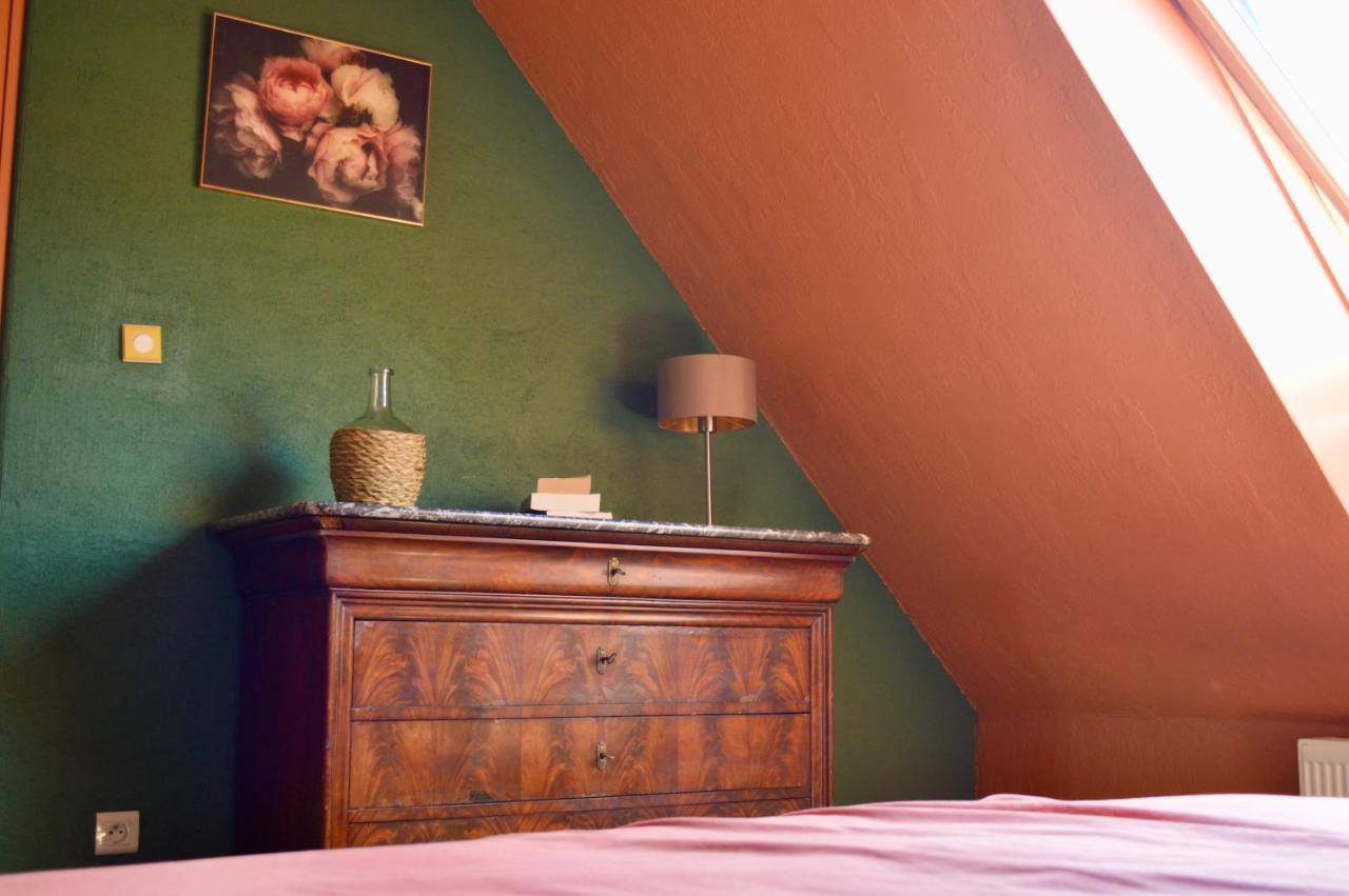 La Pichonniere Bed & Breakfast Isigny-le-Buat Eksteriør bilde