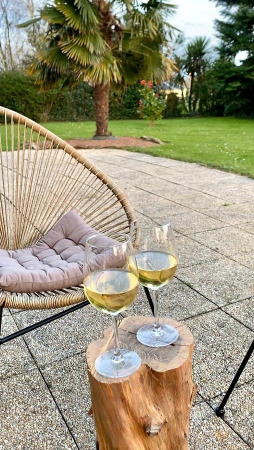La Pichonniere Bed & Breakfast Isigny-le-Buat Eksteriør bilde