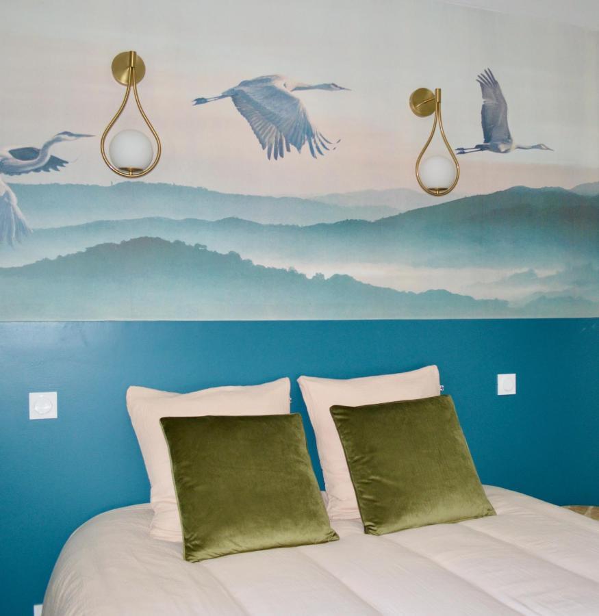 La Pichonniere Bed & Breakfast Isigny-le-Buat Eksteriør bilde